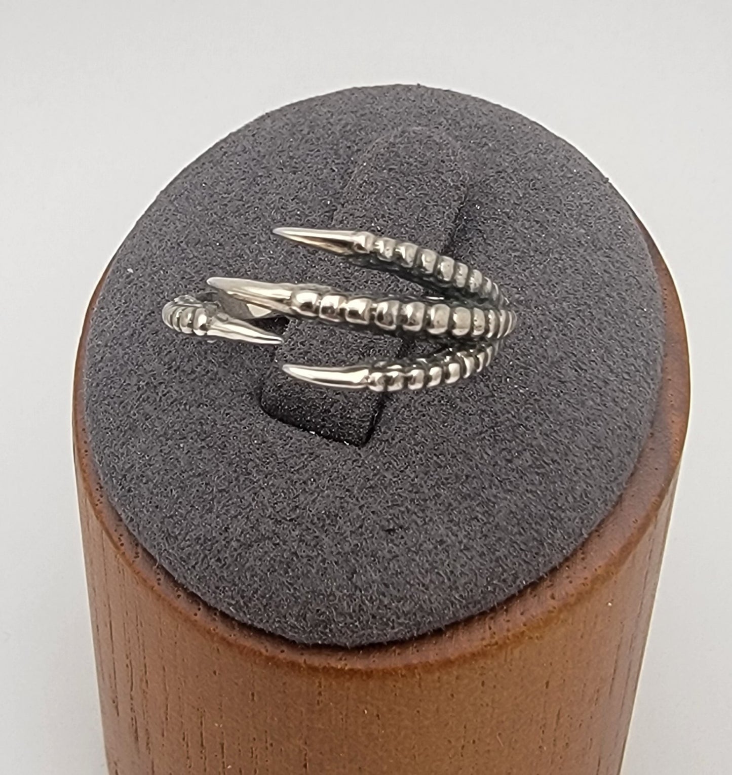 925 Sterling Silver Dragon Claw Ring Size 7