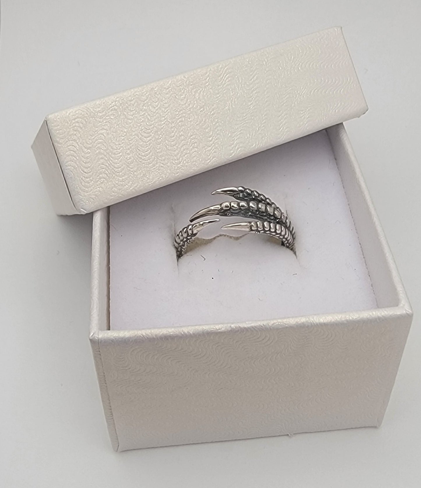 925 Sterling Silver Dragon Claw Ring Size 7